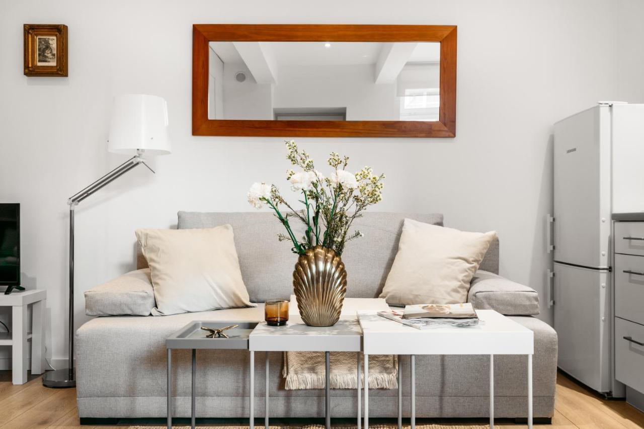 Art - Loftaffair Apartment